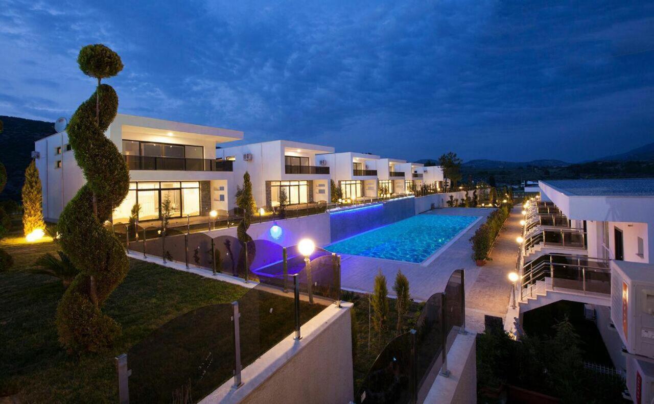 Beverly Hills Villa Kusadasi Exterior photo