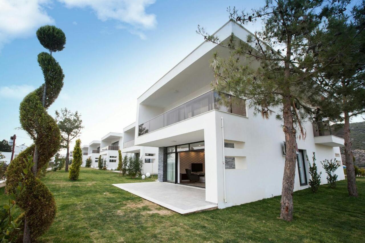 Beverly Hills Villa Kusadasi Exterior photo